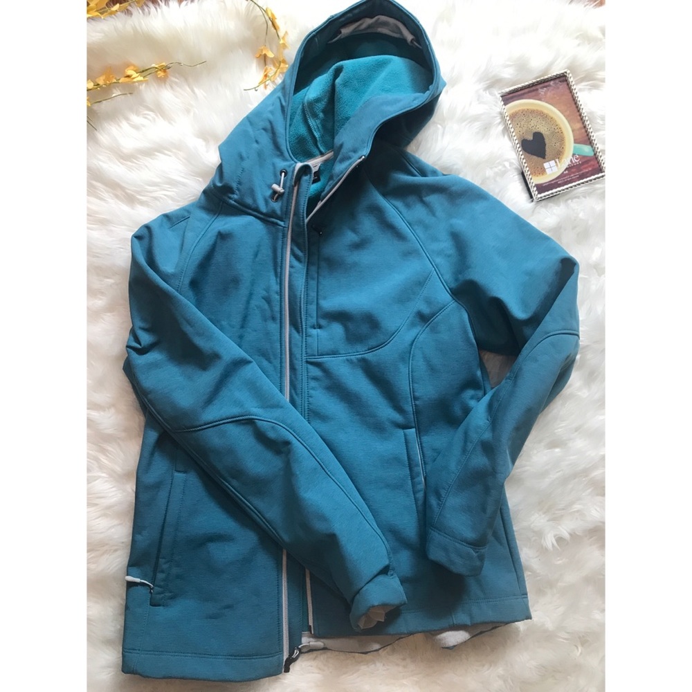 Blue large rain snow jacket size large